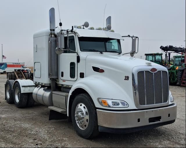 Image of Peterbilt 386 equipment image 1
