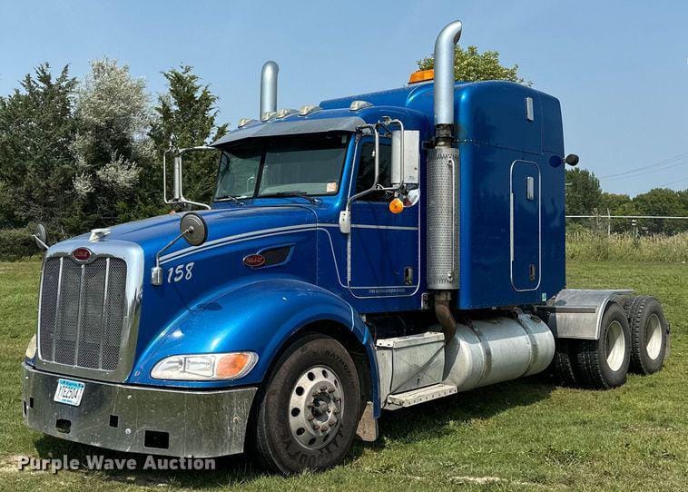 Main image Peterbilt 386