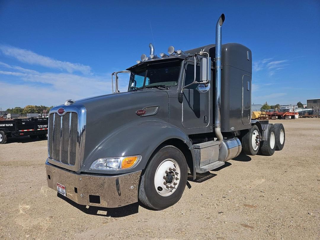 Image of Peterbilt 386 Primary image