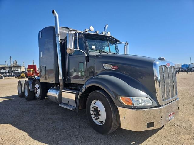 Image of Peterbilt 386 equipment image 3