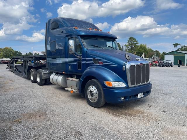 Image of Peterbilt 387 equipment image 1