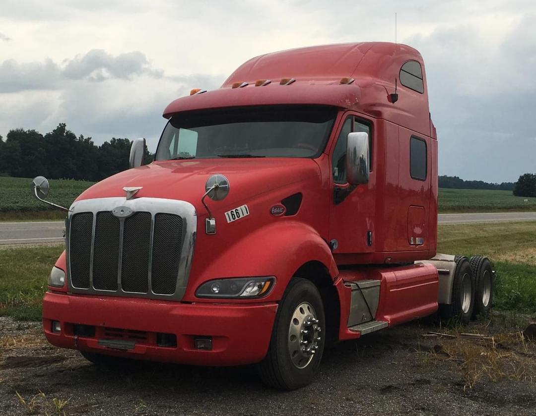 Image of Peterbilt 387 Primary image