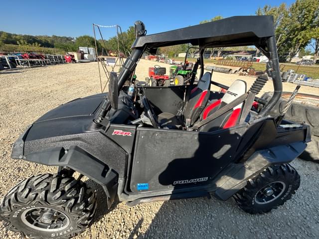 Image of Polaris RZR 800 equipment image 1