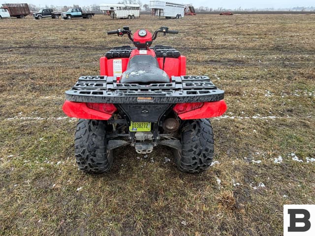 Image of Polaris Sportsman 500 equipment image 3