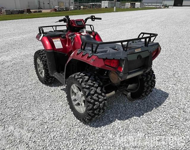 Image of Polaris Sportsman 550 equipment image 2