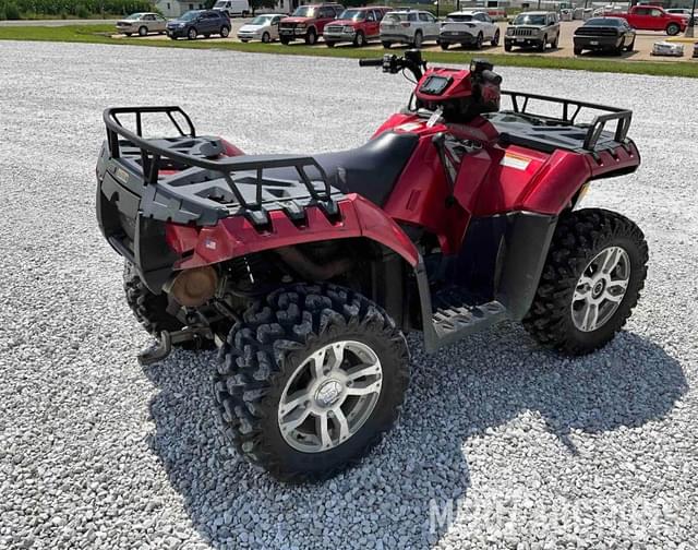 Image of Polaris Sportsman 550 equipment image 4