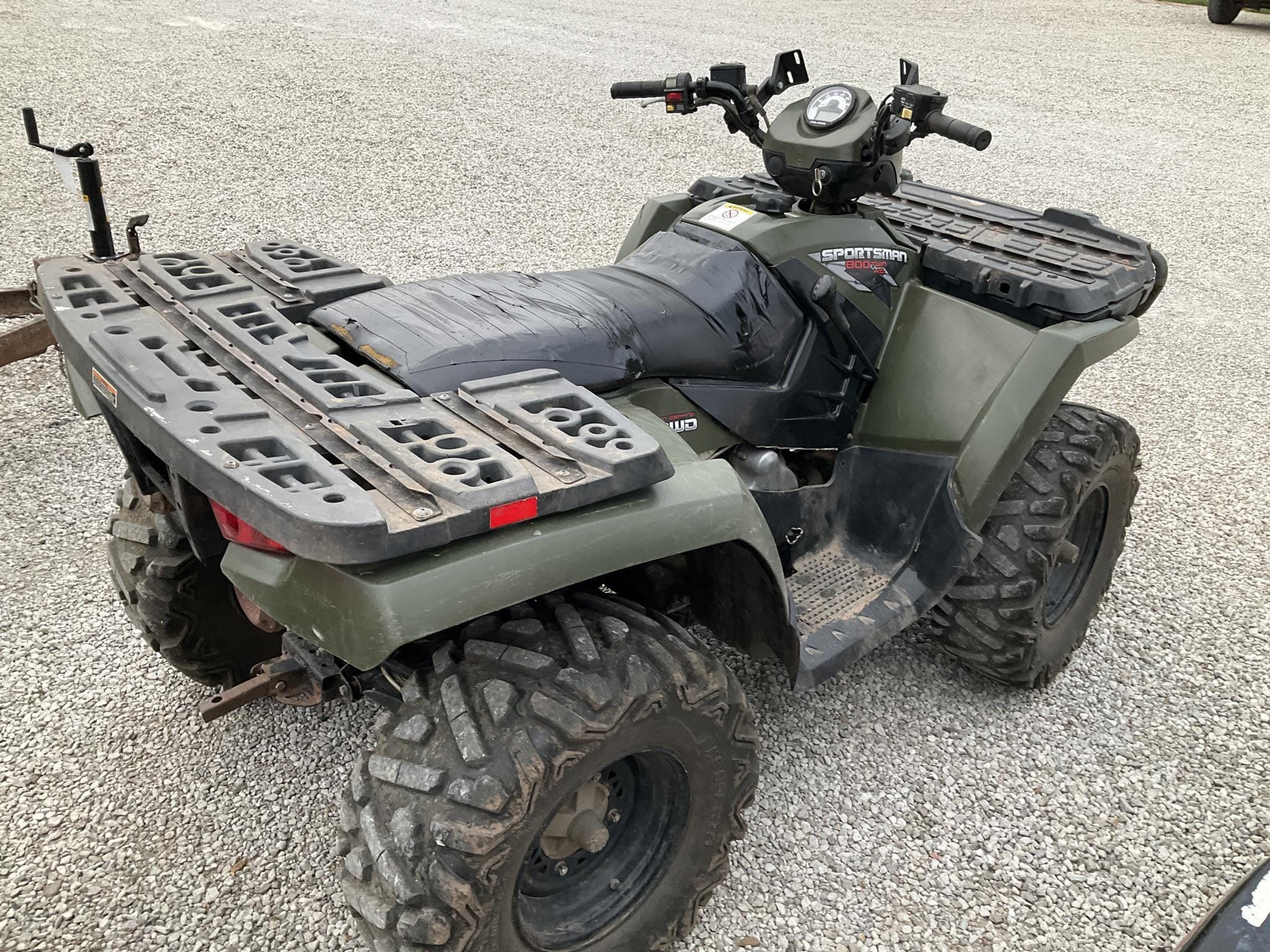 2009 Polaris Sportsman 800 Equipment Image0