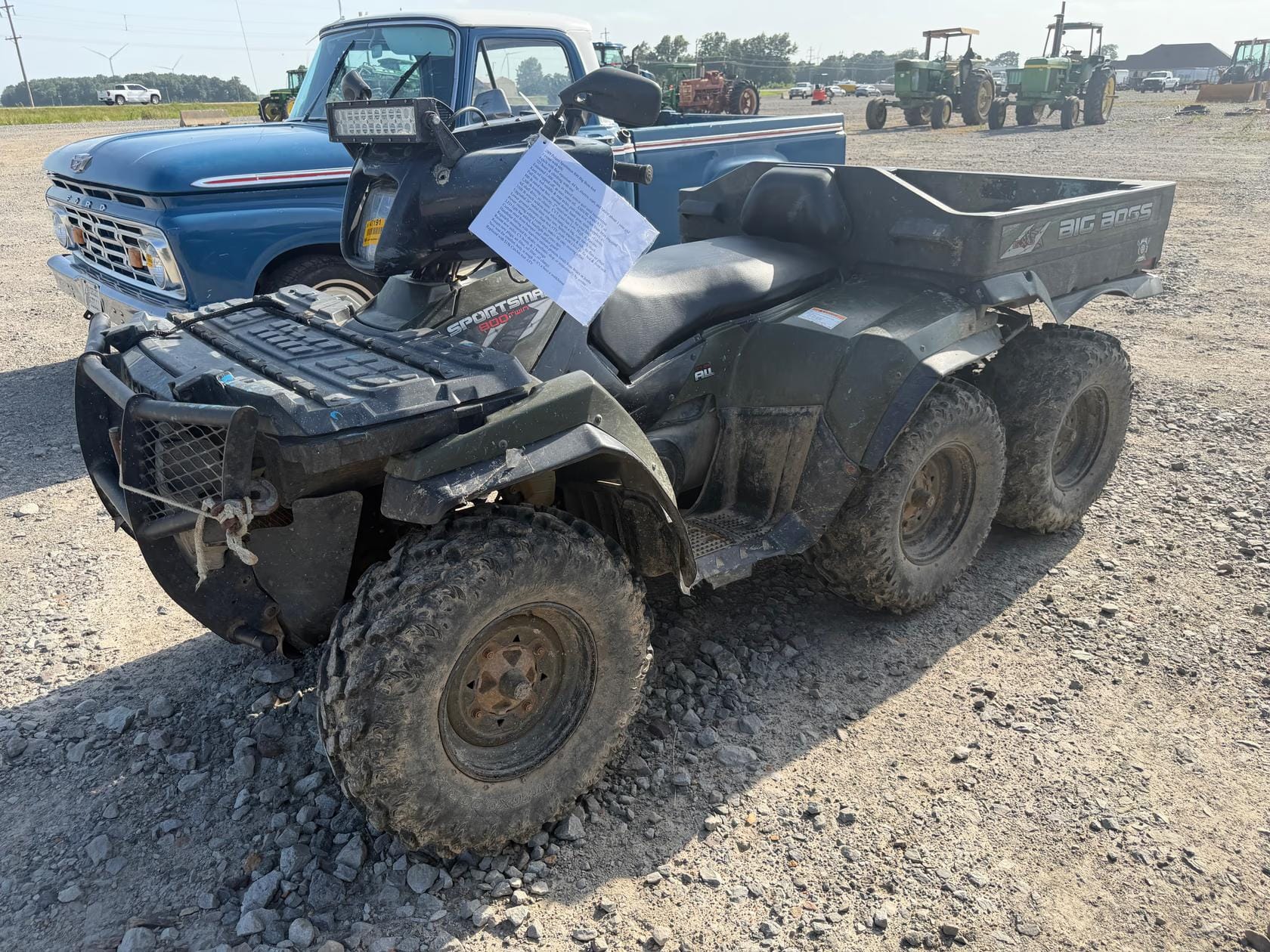 2009 Polaris Sportsman 800 Equipment Image0