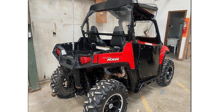 Image of Polaris RZR 800 Primary image