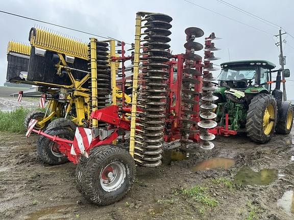 Image of Pottinger Terradisc 6000T equipment image 3