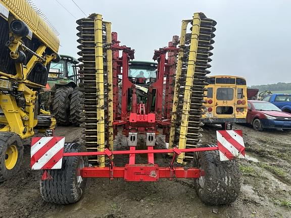 Image of Pottinger Terradisc 6000T equipment image 4