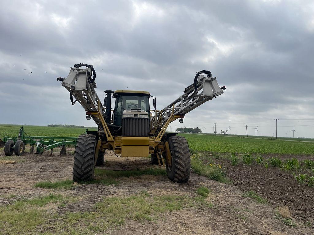 Main image Ag-Chem RoGator 1084 1