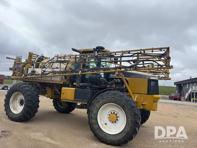 Image of Ag-Chem Rogator SS1084 equipment image 1