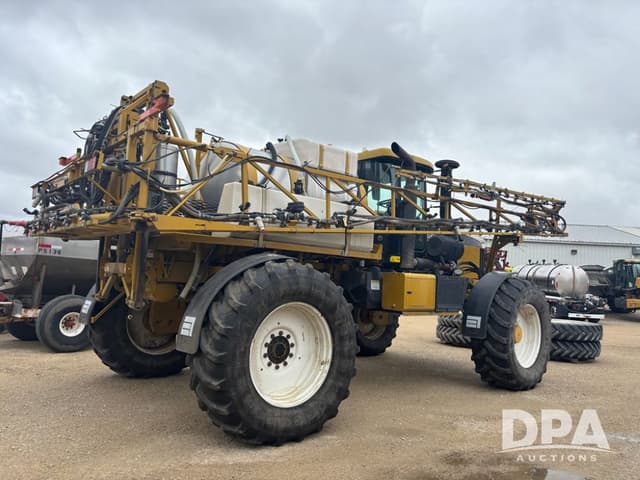 Image of Ag-Chem Rogator SS1084 equipment image 3