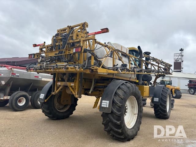 Image of Ag-Chem Rogator SS1084 equipment image 4