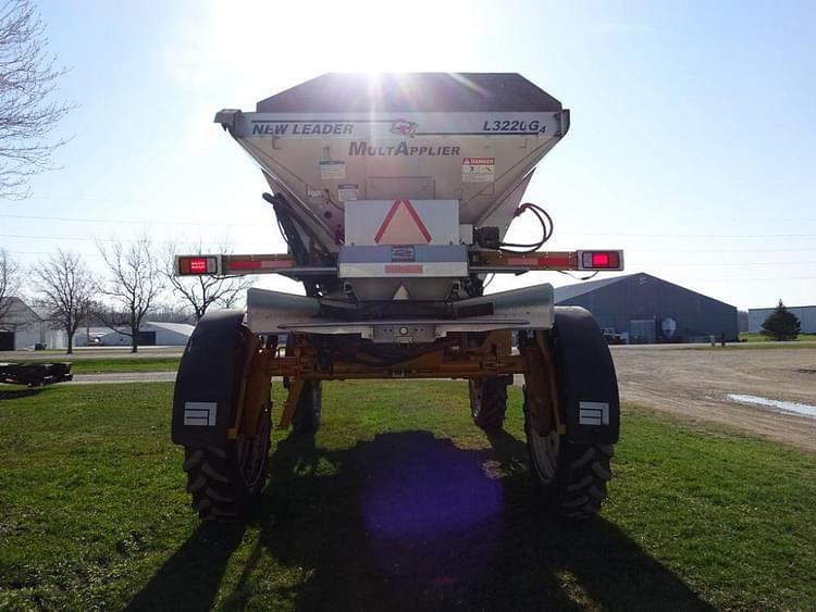 Main image Ag-Chem RoGator 1286C 23