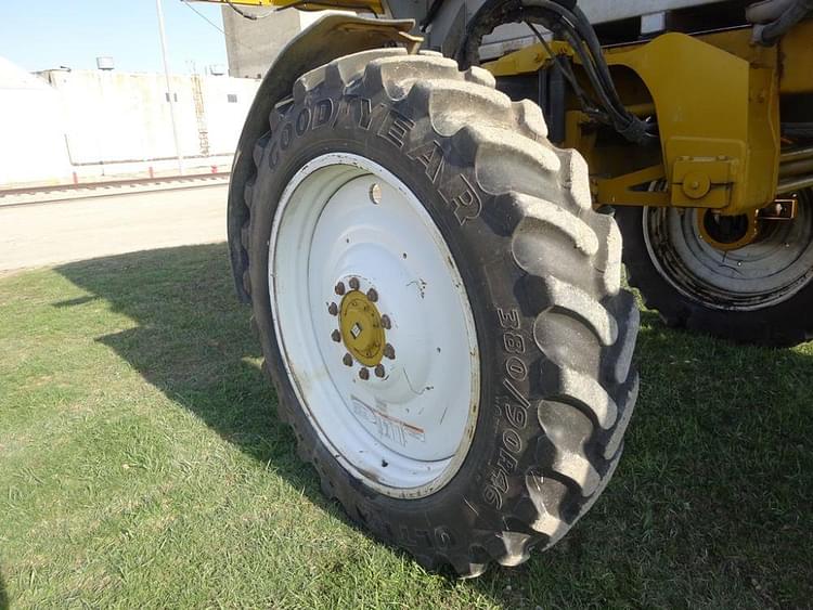 Main image Ag-Chem RoGator 1286C 44