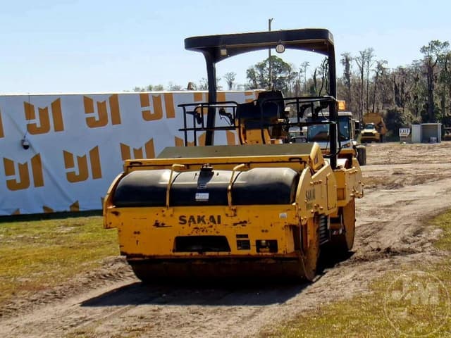 Image of Sakai SW990 equipment image 1