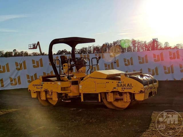 Image of Sakai SW990 equipment image 4