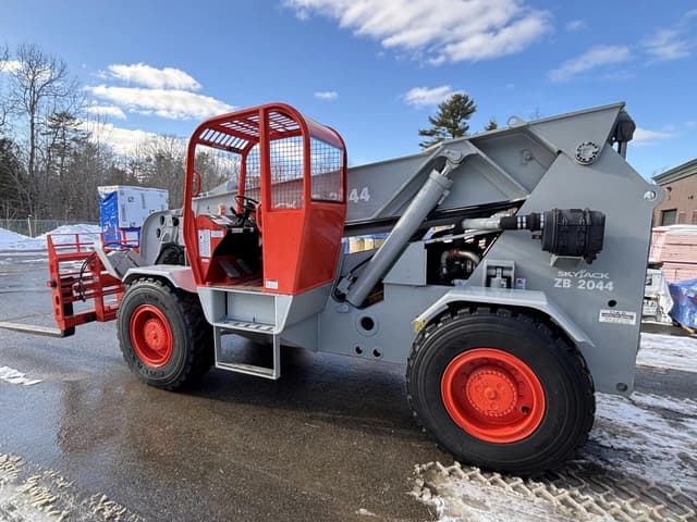 Image of Sky Jack ZB2044 equipment image 2