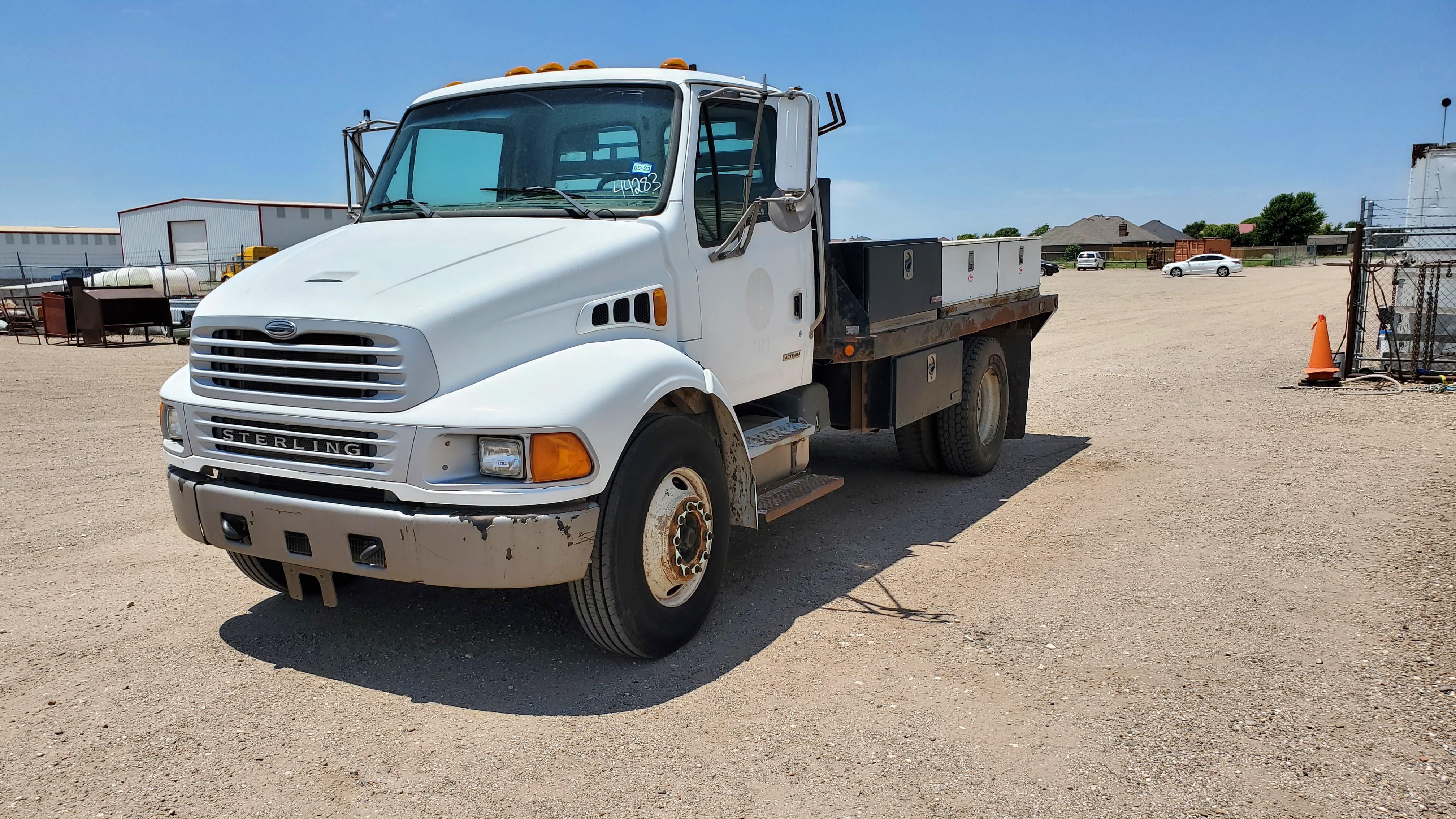 Main image Sterling Acterra