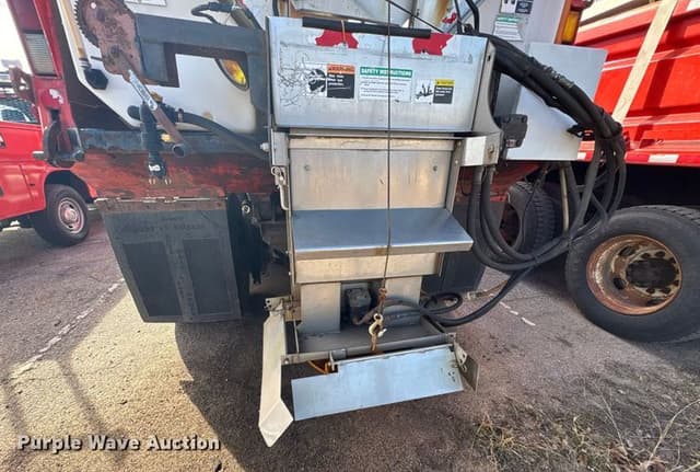 Image of Sterling L7500 equipment image 4