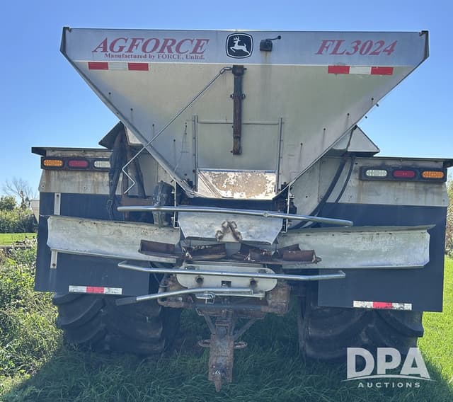 Image of Sterling L8500 equipment image 2