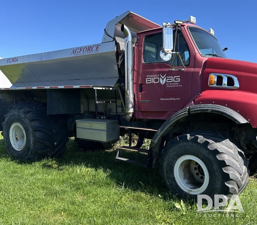 2009 Sterling L8500 Equipment Image0