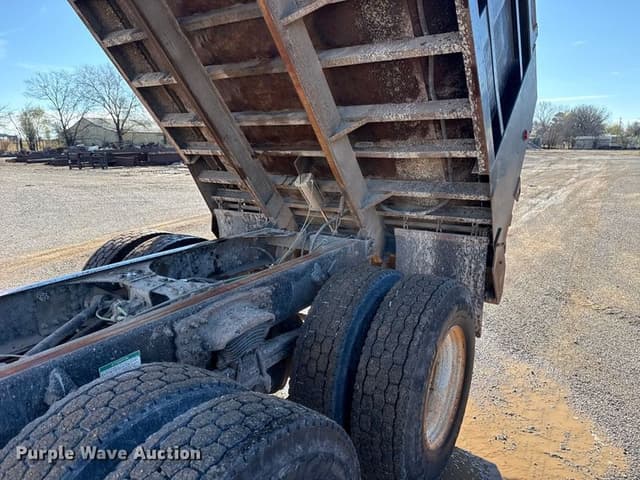 Image of Sterling L8500 equipment image 4