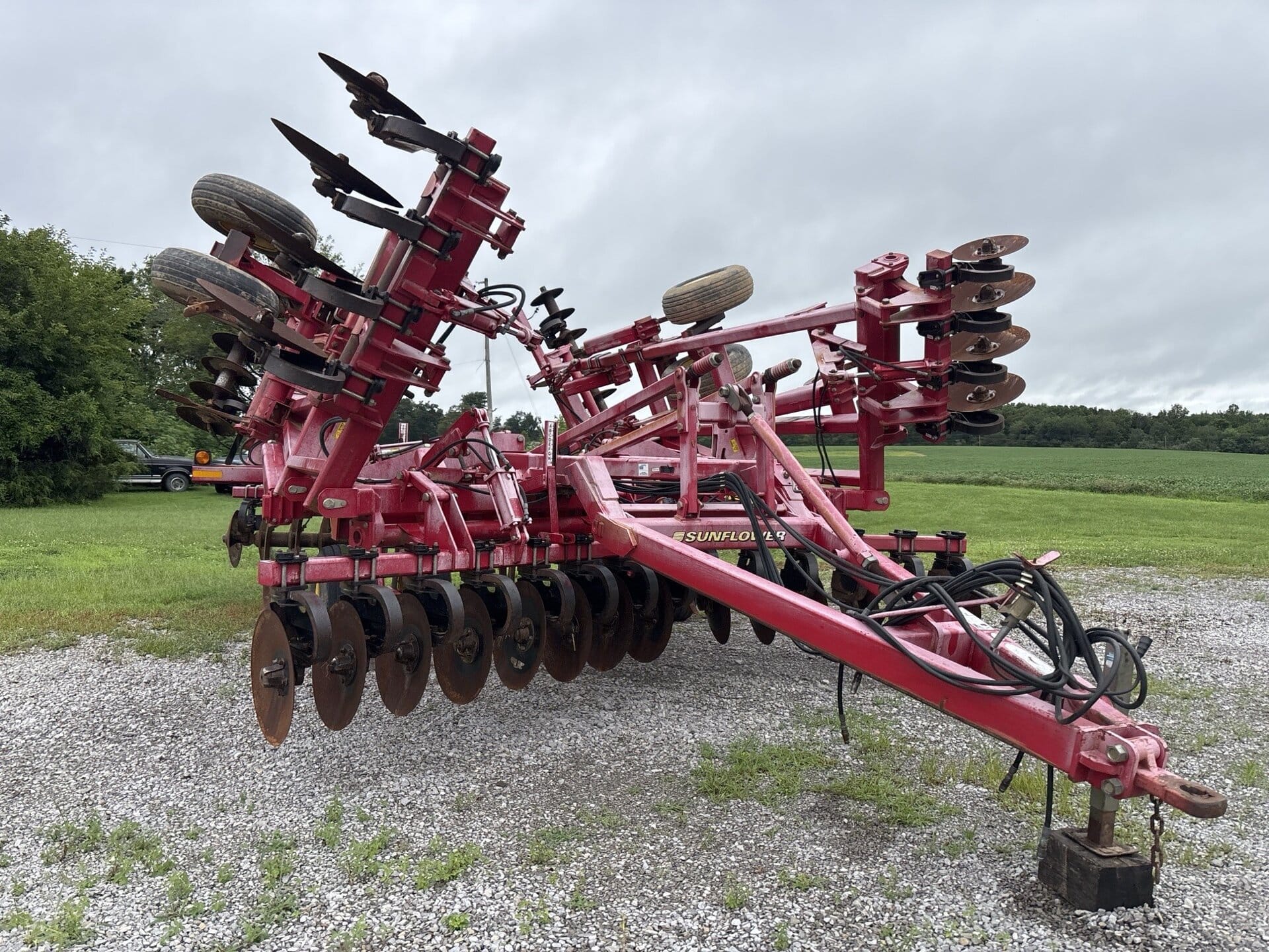 2009 Sunflower 4530-19 Equipment Image0