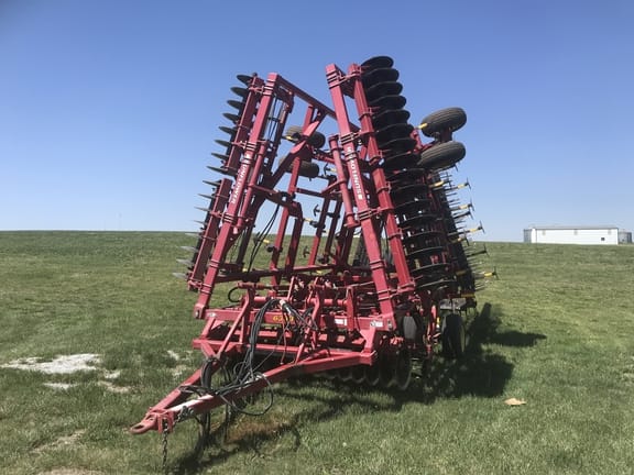 2009 Sunflower 6333-28 Equipment Image0