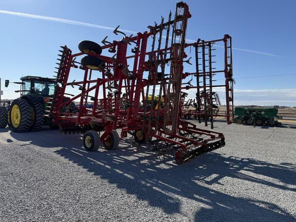 Image of Sunflower 6333-31 equipment image 2