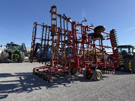 Image of Sunflower 6333-31 equipment image 4