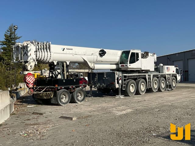 Image of Tadano ATF220G-5 equipment image 2