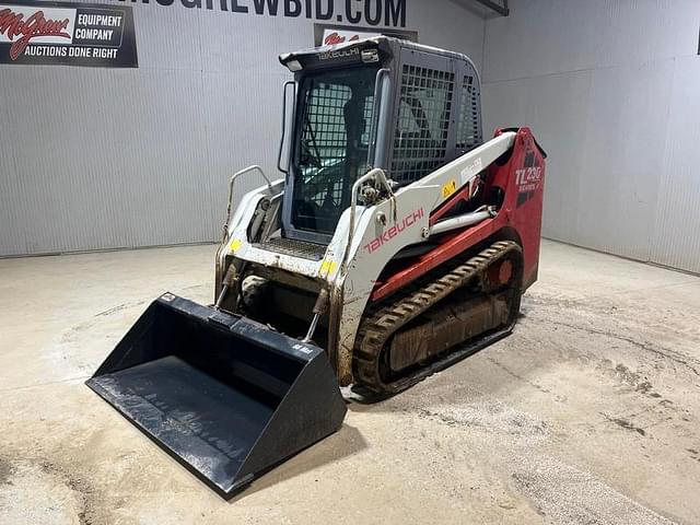 Image of Takeuchi TL230 equipment image 1