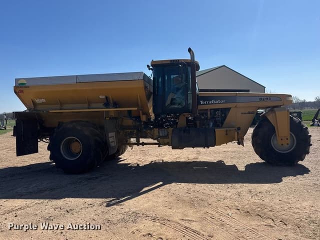 Image of Ag-Chem Terra-Gator 8203 equipment image 3