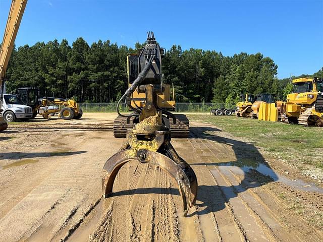 Image of Tigercat T240B equipment image 4