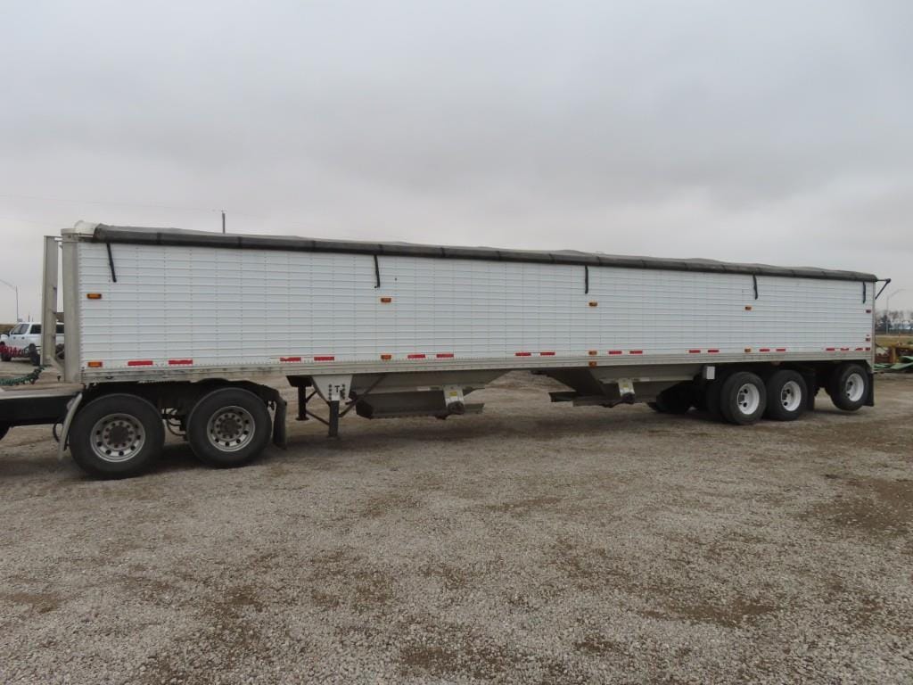 2009 Timpte Super Hopper Equipment Image0