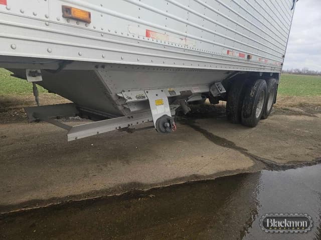 Image of Timpte Super Hopper equipment image 4