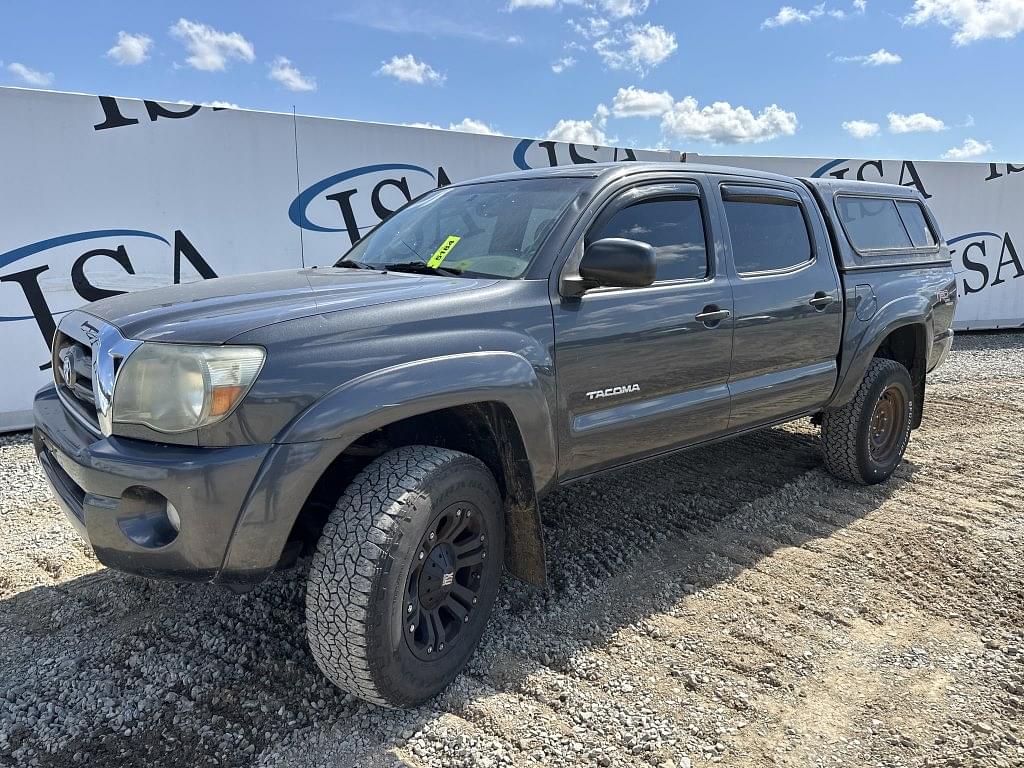 Image of Toyota Tacoma Primary image