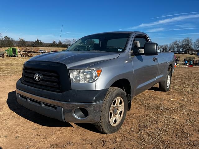 Image of Toyota Tundra equipment image 4