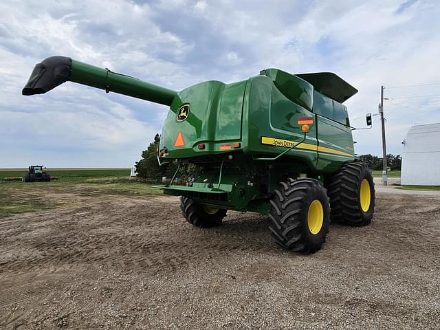 Image of John Deere 9770 STS equipment image 4