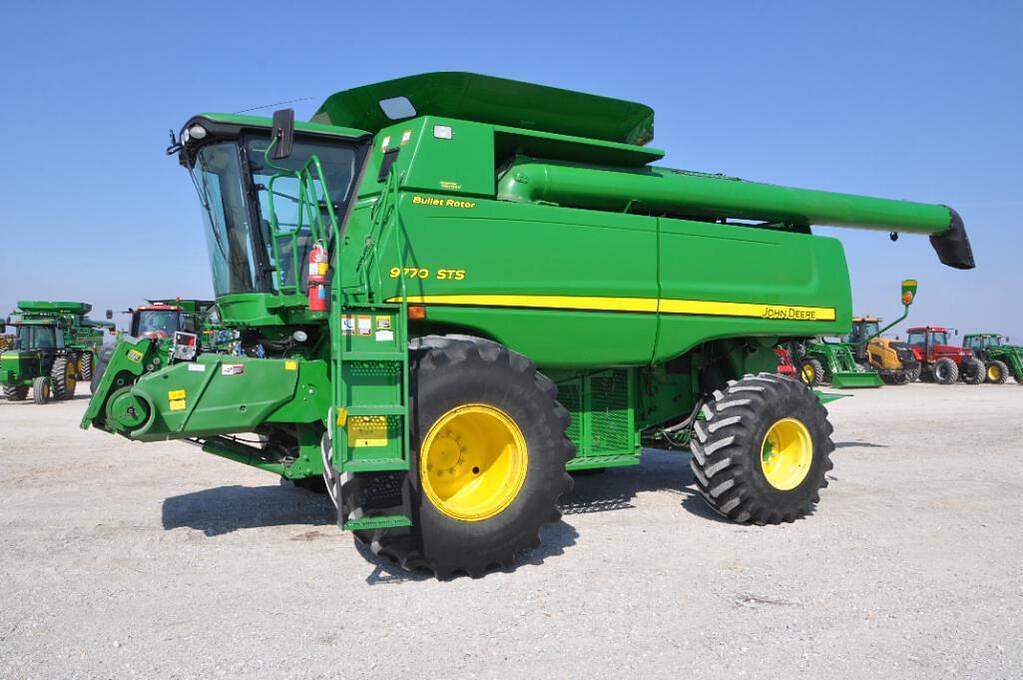 Main image John Deere 9770 STS 2