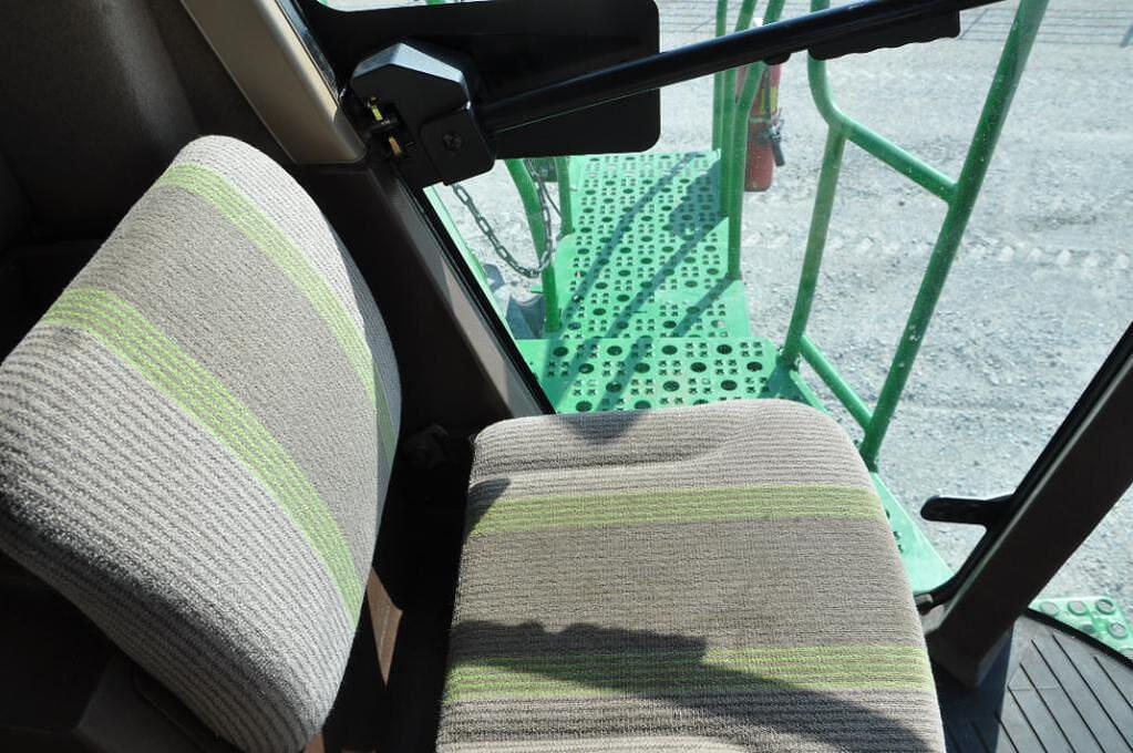 Main image John Deere 9770 STS 44