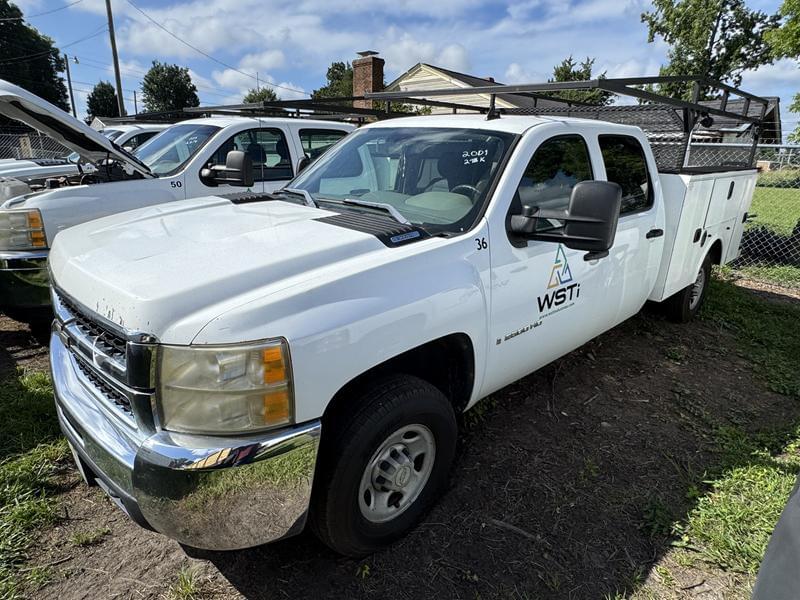 Image of Chevrolet 2500 Primary image