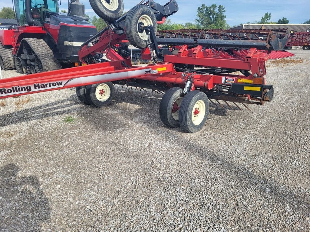 2009 Unverferth 225 Equipment Image0