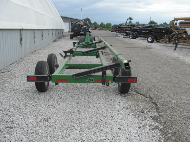 Image of Unverferth Roadrunner 630 equipment image 3