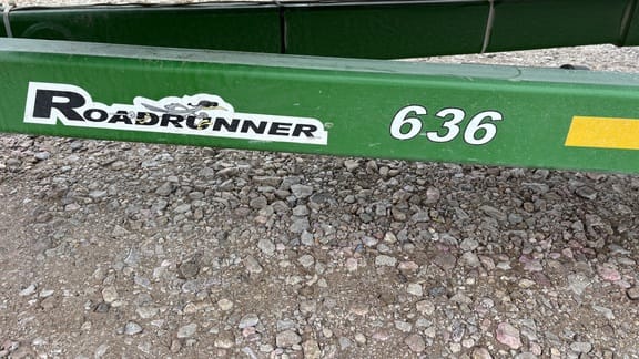 2009 Unverferth Roadrunner 636 Equipment Image0