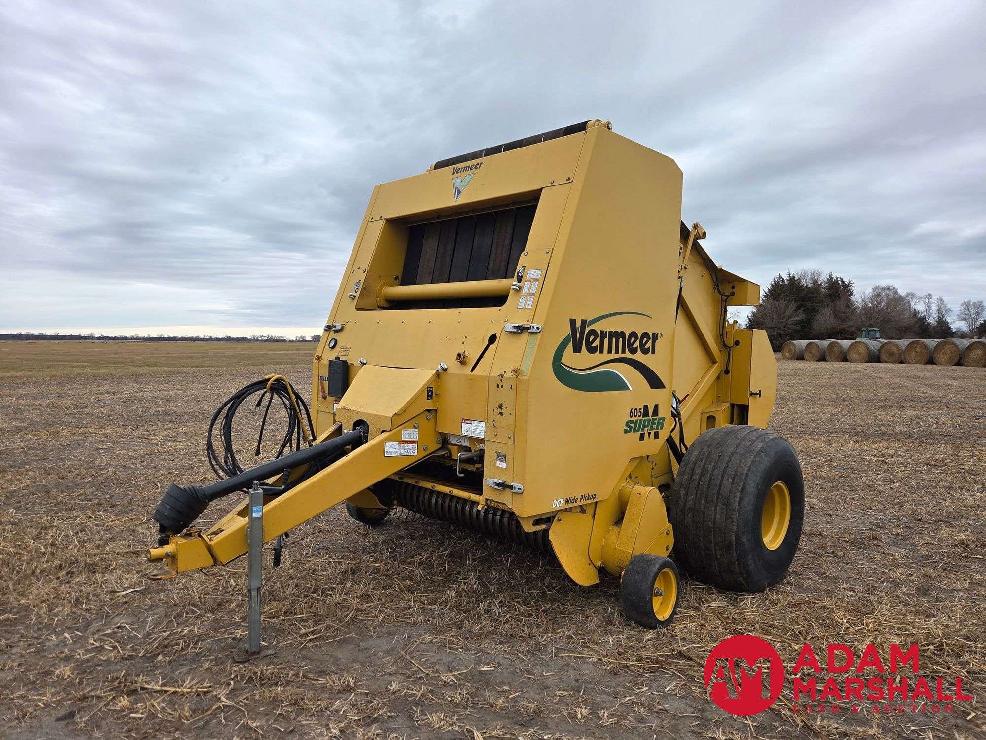 2009 Vermeer 605SM Equipment Image0