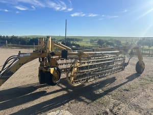 2009 Vermeer R2800 Image